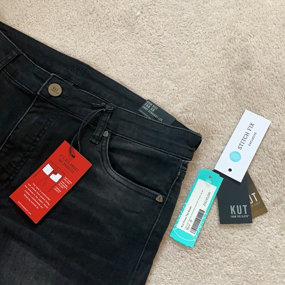 StitchFix Kit black distressed Capri frayed hem - Picture 3 of 7